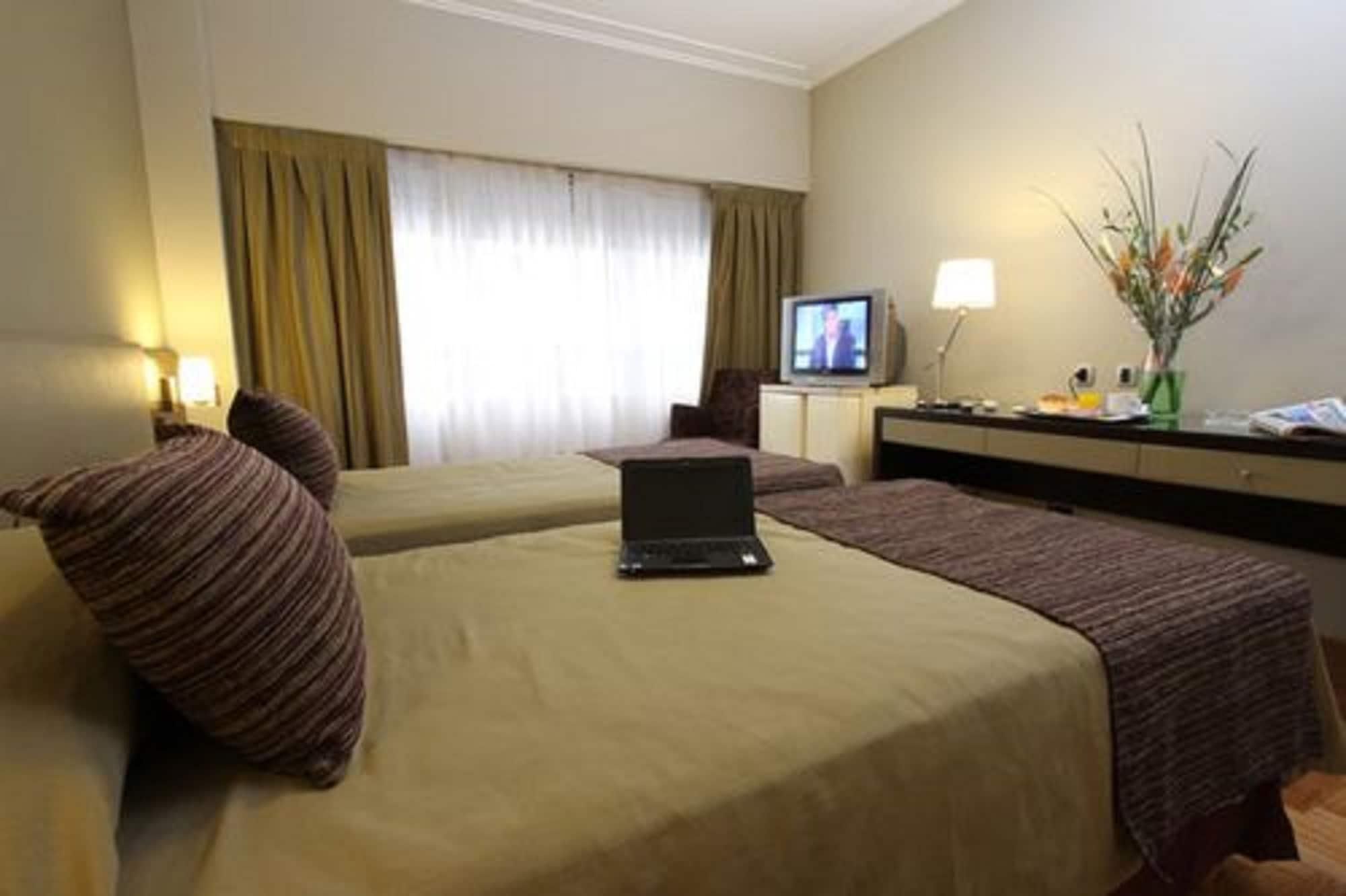 Hotel Victory Buenos Aires Buitenkant foto