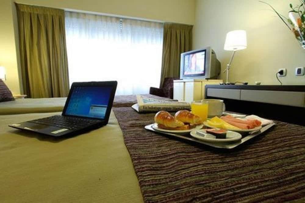 Hotel Victory Buenos Aires Buitenkant foto